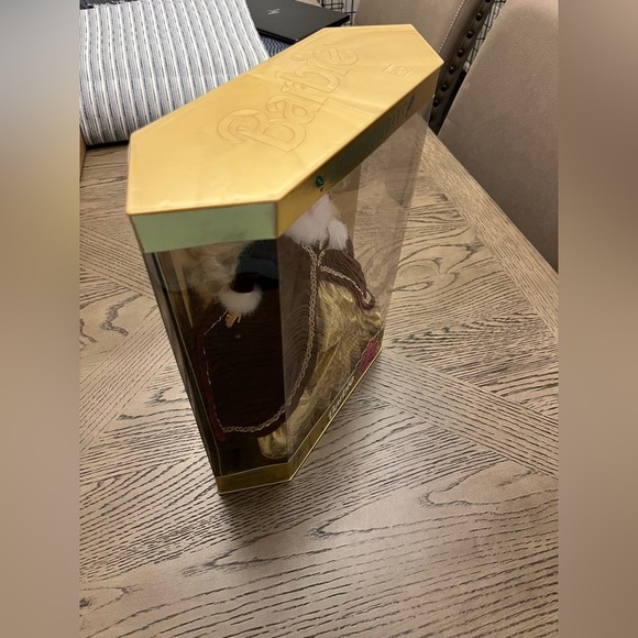 1996 Happy Holidays Barbie - Picture 3 of 5